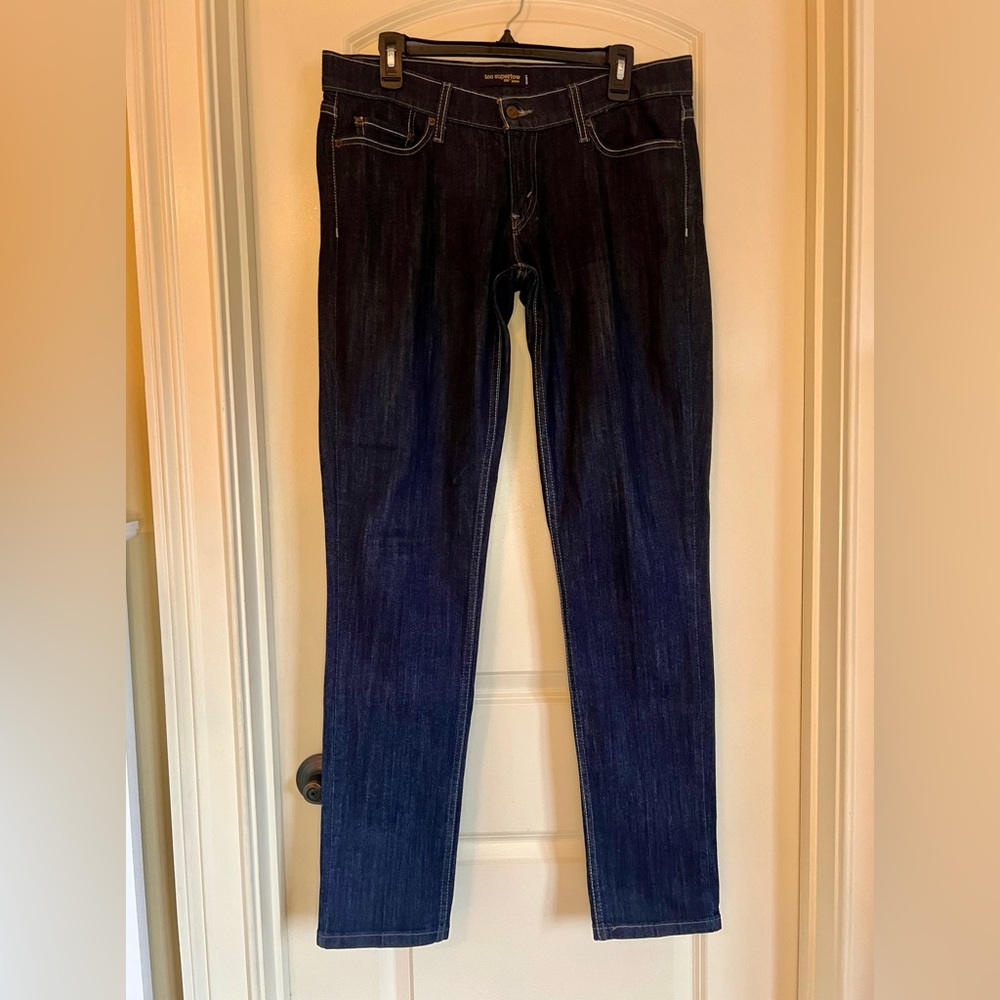 Junior’s Levi Jeans. Size 11.